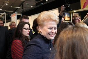 Susitikimas su LR Prezidente Dalia Grybauskaite Knygų mugėje Vilniuje